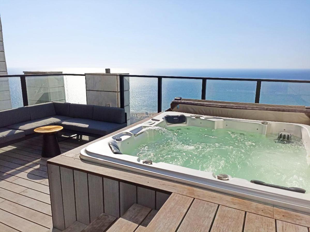 Yalarent Sea-Breeze Penthouse With Jacuzzi Apartment บัตยัม ภายนอก รูปภาพ
